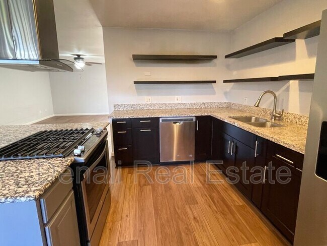 4950 N Miller Rd Scottsdale, AZ 85251 photo 2