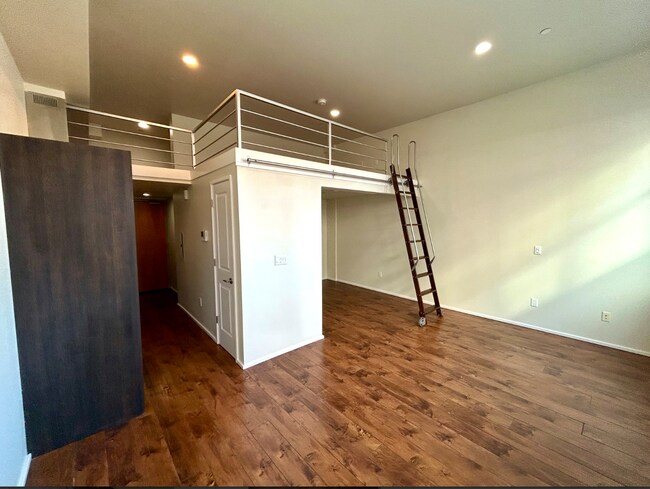 550 Jessie St San Francisco, CA 94103 photo 2