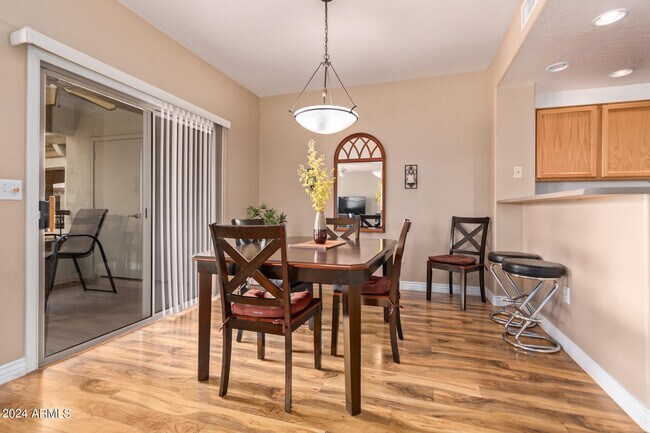 19700 N 76th St Scottsdale, AZ 85255 photo 4