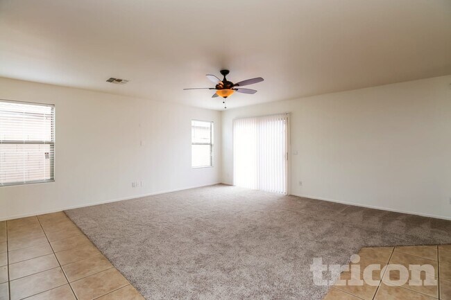 2002 W Tanner Ranch Rd San Tan Valley, AZ 85142 photo 3