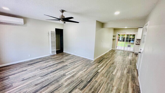803 Gamble St Escondido, CA 92026 photo 4