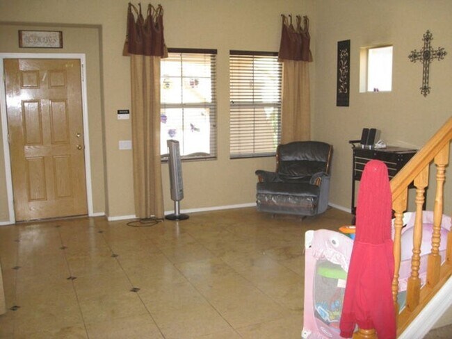 9138 W Cypress St Phoenix, AZ 85037 photo 3