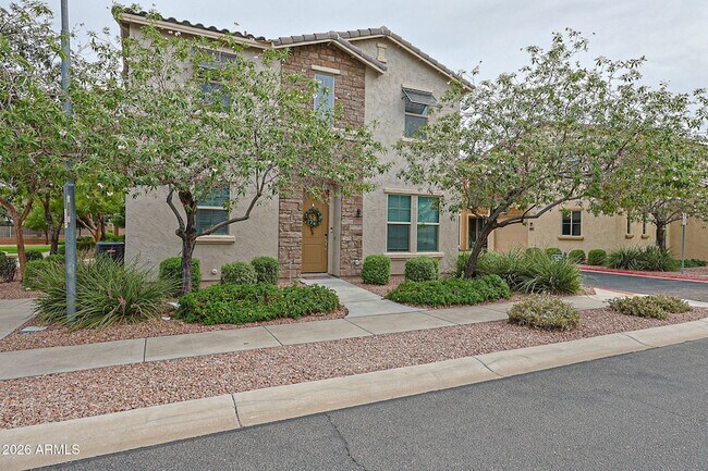 17717 W Mandalay Ln photo 3