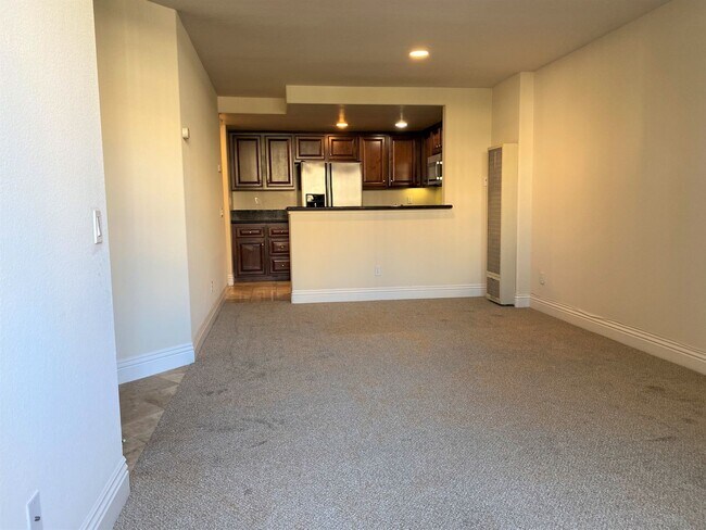 3955 Nobel Dr San Diego, CA 92122 photo 3
