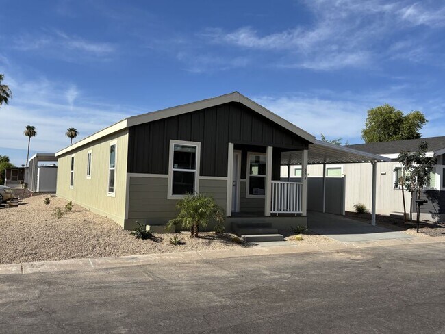 2401 W Southern Ave Tempe, AZ 85282 photo 2