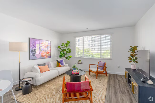 Gema San Diego Townhomes photo 3