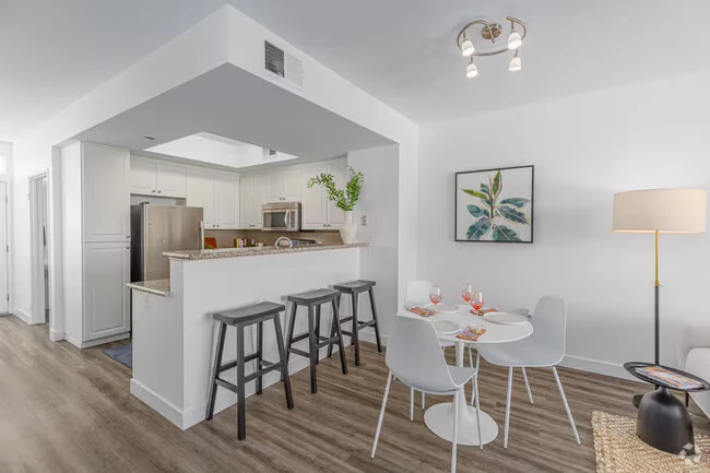 Gema San Diego Townhomes photo 2