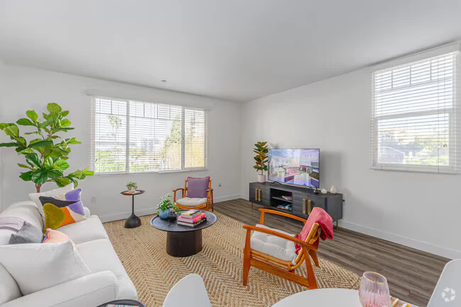 Gema San Diego Townhomes photo 5