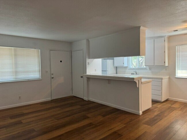 5707 Calmor Ave San Jose, CA 95123 photo 4