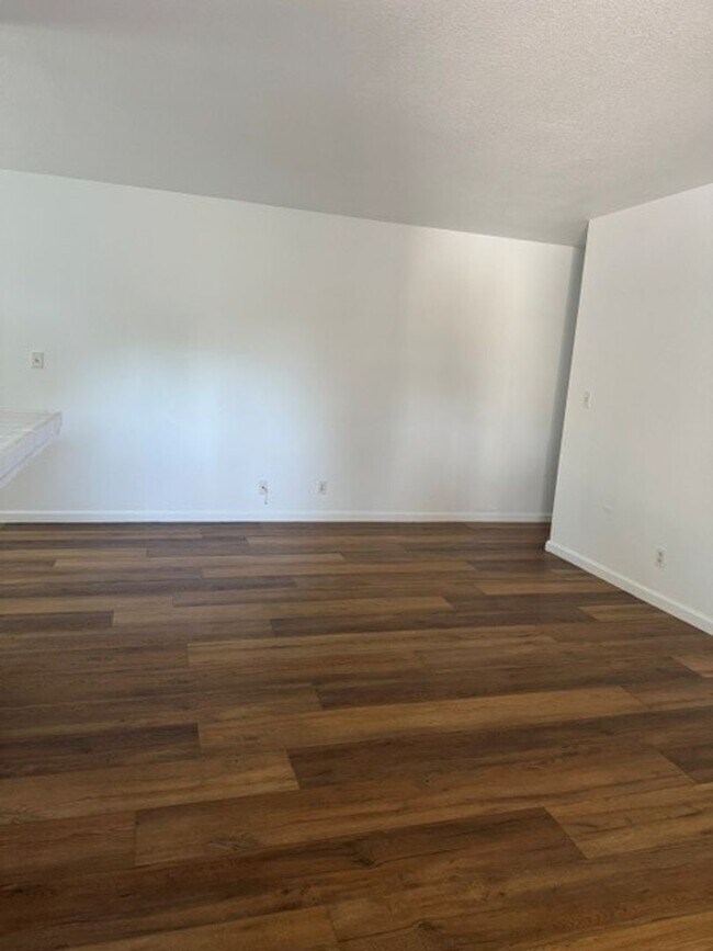 5707 Calmor Ave San Jose, CA 95123 photo 3