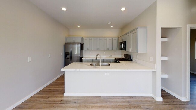 5327 E Falls View Dr San Diego, CA 92115 photo 5