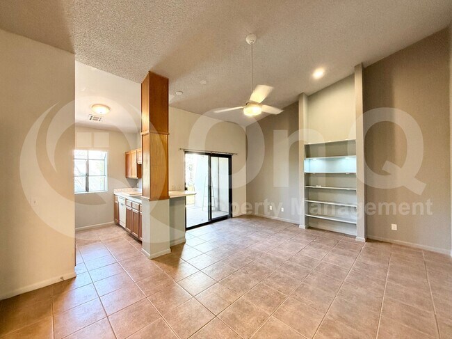 747 S Ext Rd Mesa, AZ 85210 photo 2