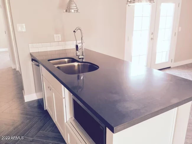 1416 E Del Rio Dr Tempe, AZ 85282 photo 3