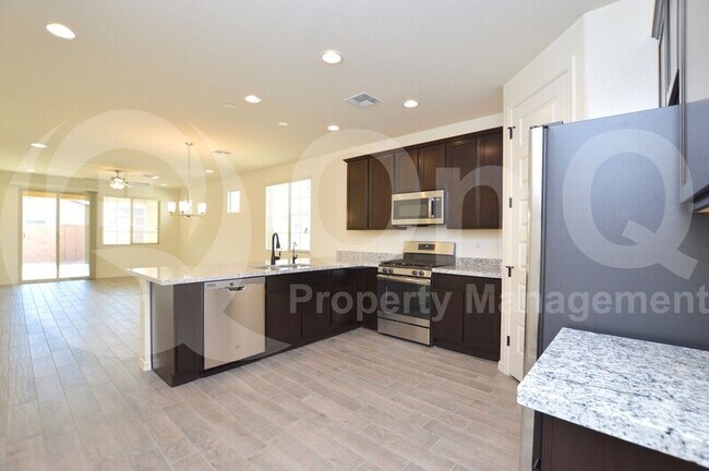21958 S 203rd Way Queen Creek, AZ 85142 photo 3