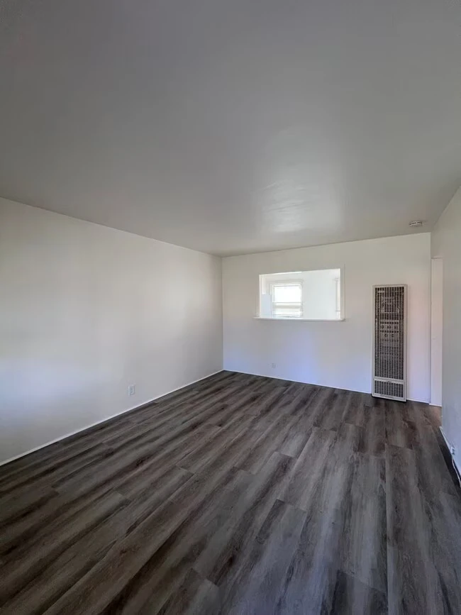 2162 Felspar St San Diego, CA 92109 photo 4