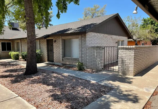 34 W Concorda Dr Tempe, AZ 85282 photo 4