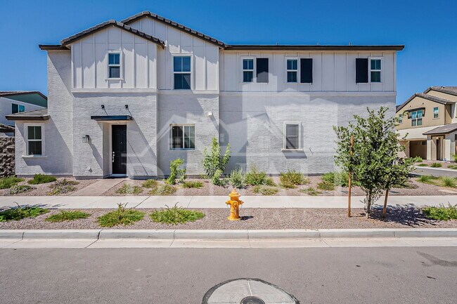2434 W Rowel Rd Phoenix, AZ 85085