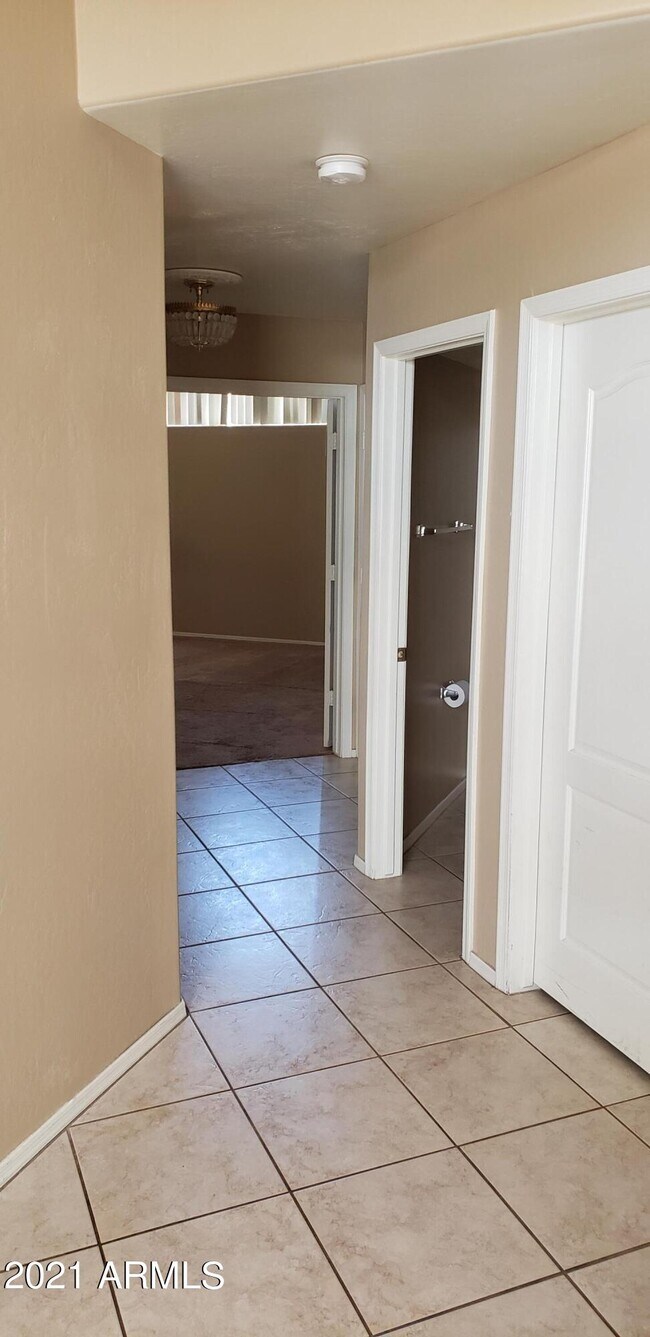 16402 N 39th Pl Phoenix, AZ 85032 photo 4