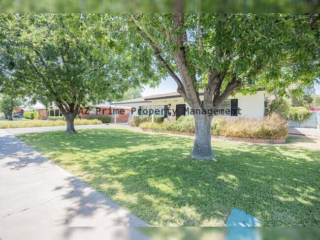 1838 E Hazelwood St Phoenix, AZ 85016 photo 3