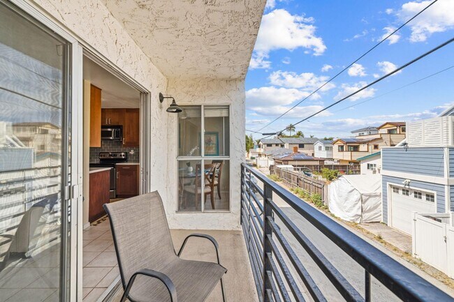 4011 Lamont St San Diego, CA 92109 photo 2