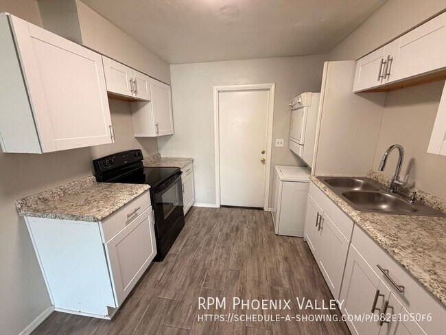 4837 E Willetta St Phoenix, AZ 85008 photo 5