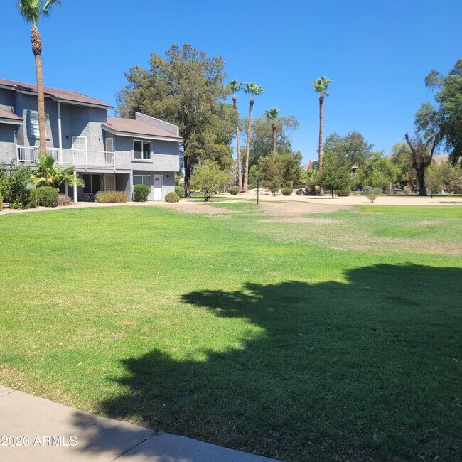 19601 N 7th St Phoenix, AZ 85024 photo 4