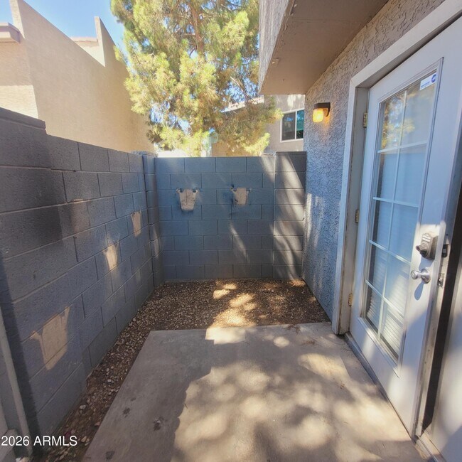 19601 N 7th St Phoenix, AZ 85024 photo 2