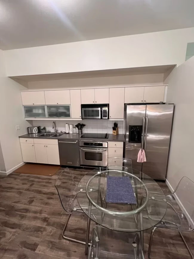 350 W Ash St San Diego, CA 92101 photo 4