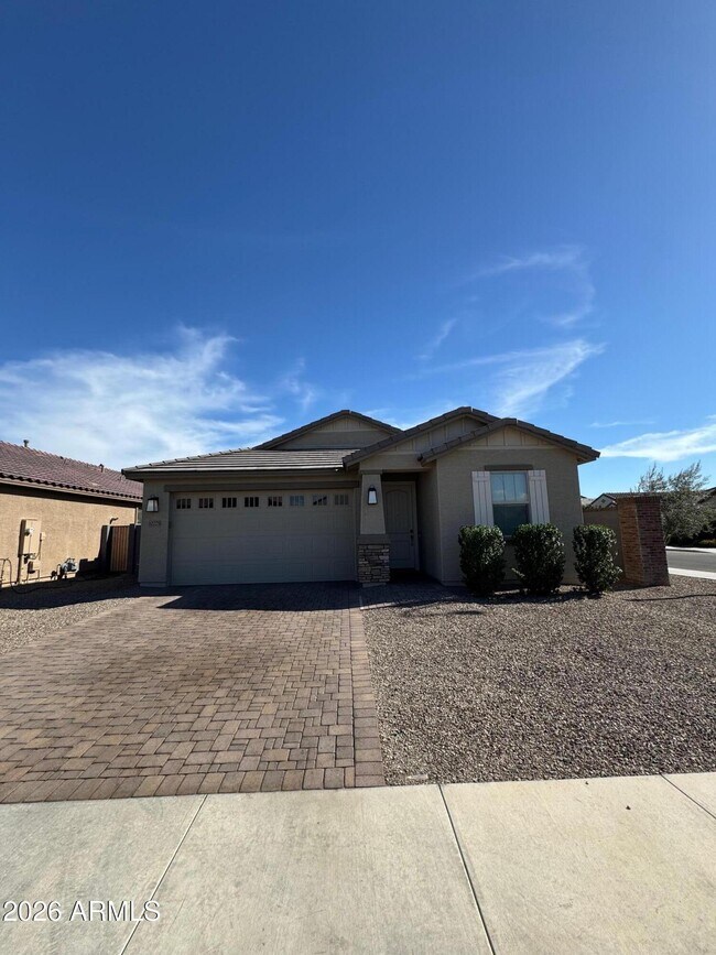 10275 W Amelia Ave