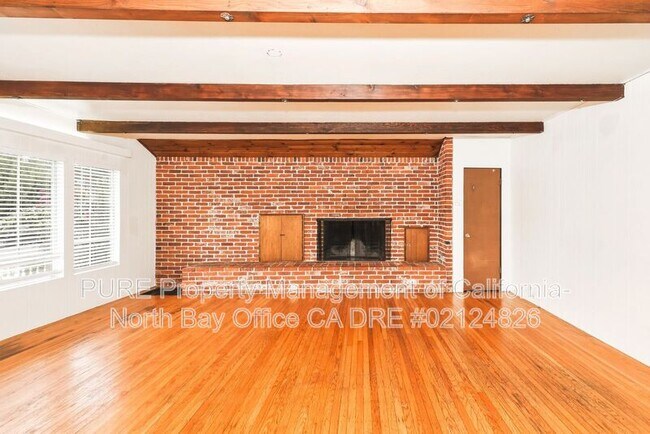 420 Carrillo St Santa Rosa, CA 95401 photo 3