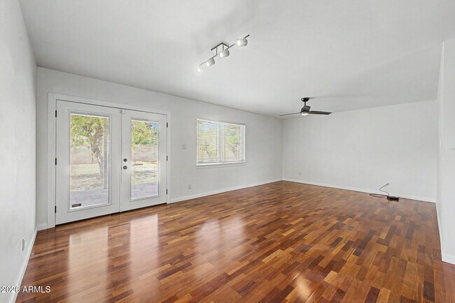 6108 N 11th Ave Phoenix, AZ 85013 photo 4