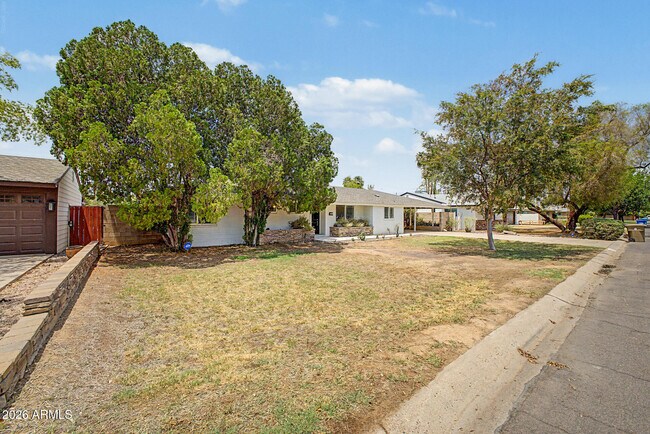 6108 N 11th Ave Phoenix, AZ 85013 photo 2