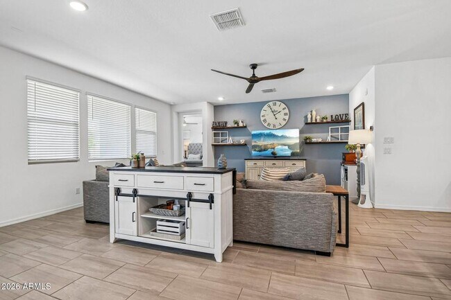 4524 Hazel Ln San Tan Valley, AZ 85144 photo 3