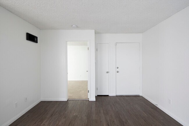 Bridgeview Apartments photo 4