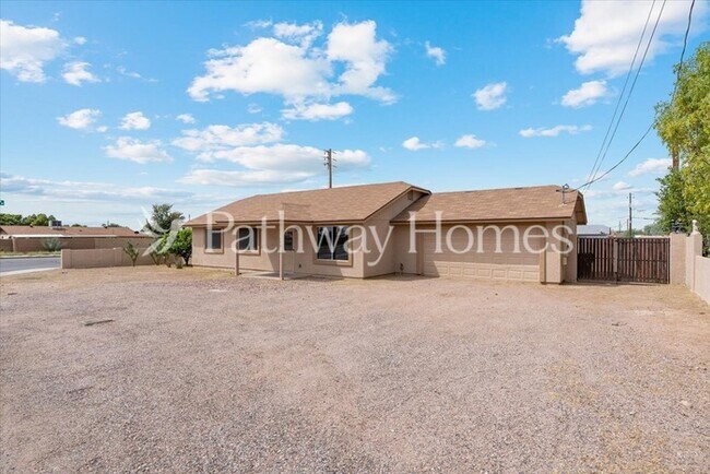 774 S Ocotillo Dr Apache Junction, AZ 85120 photo 2