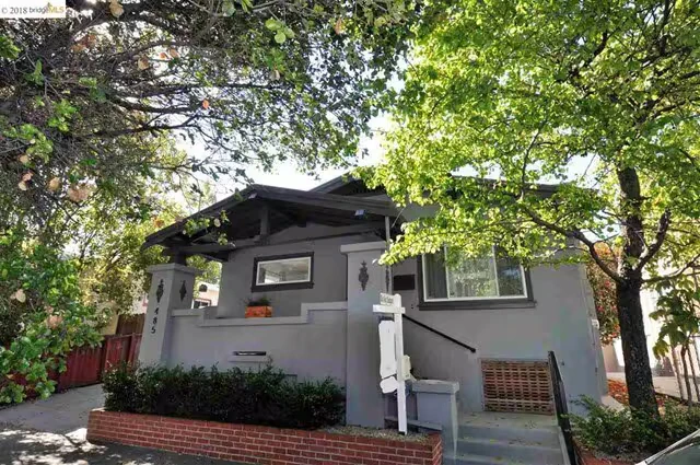 485 55th St Oakland, CA 94609 photo 2