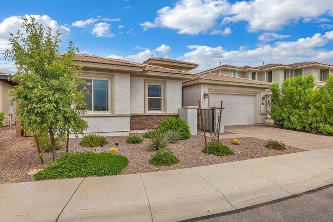 10818 East Tesla Avenue photo 3