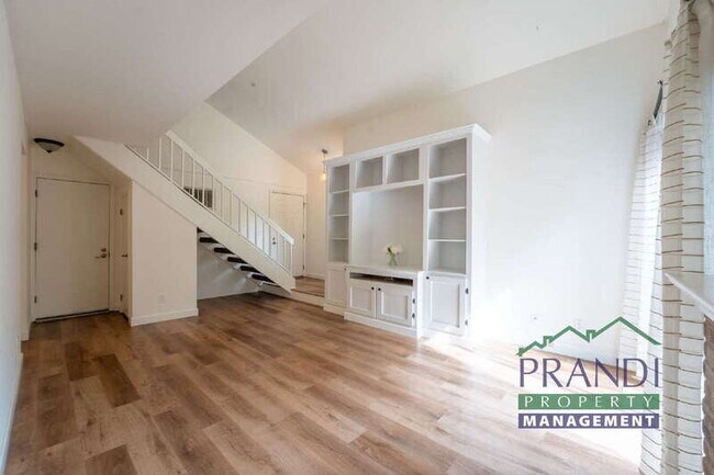25 Cedarwood Ln Novato, CA 94947 photo 2