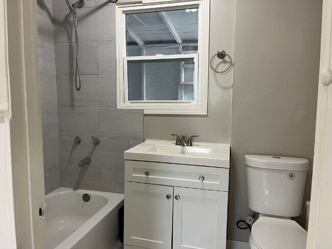 3610 44th St San Diego, CA 92105 photo 5