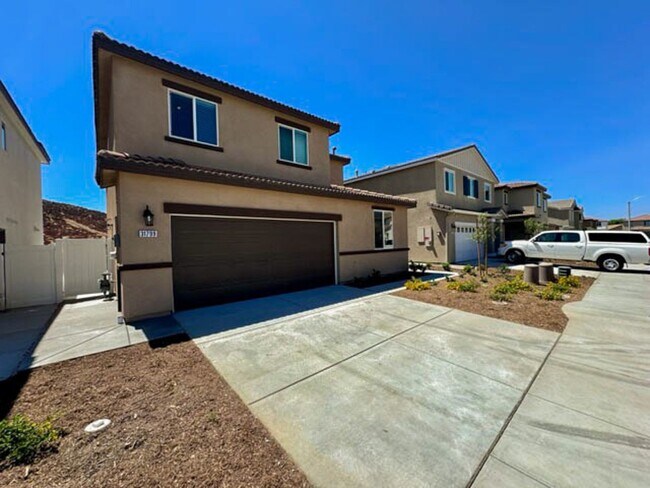 31799 Woodbank Way photo 3
