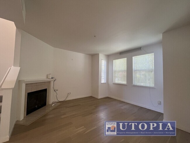 313 Village Cir Santa Cruz, CA 95060 photo 3