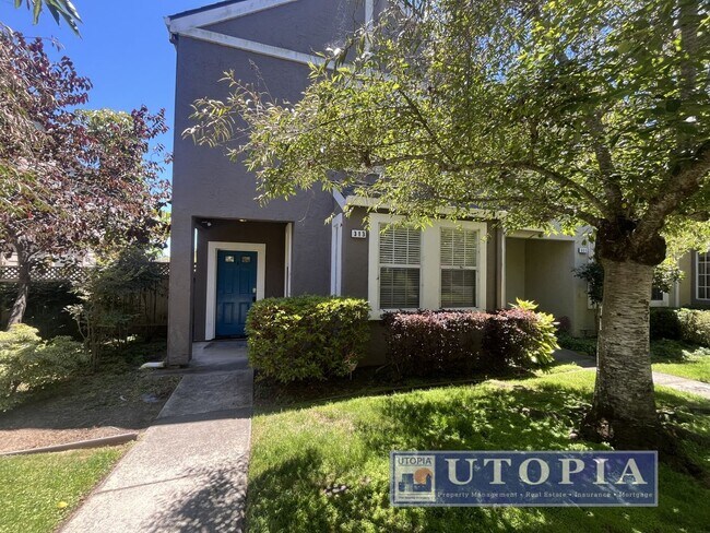 313 Village Cir Santa Cruz, CA 95060 photo 2