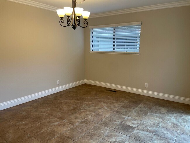 1187 Cherryview Ln San Jose, CA 95118 photo 5