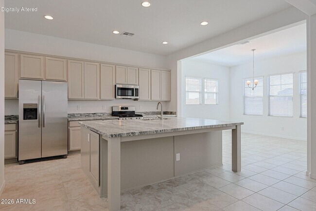 7671 W Smoketree Dr Peoria, AZ 85383 photo 2
