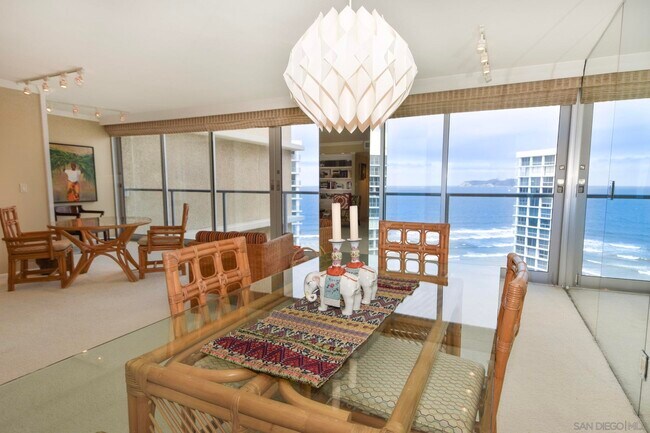 1750 Avenida del Mundo Coronado, CA 92118
