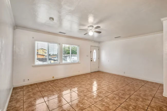122 Johnston Ln San Marcos, CA 92069 photo 4