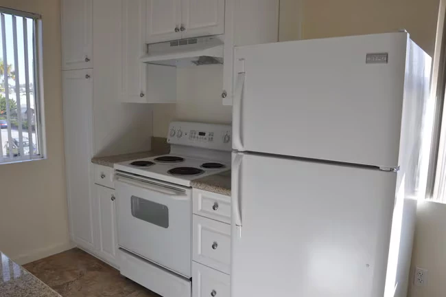 Mira Monte Apartments photo 2