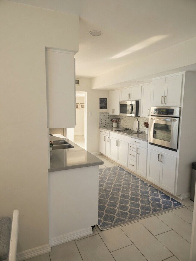 1819 E Claremont St Phoenix, AZ 85016 photo 5