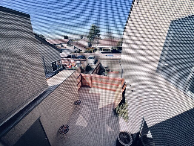 10884 Caravelle Pl San Diego, CA 92124 photo 5