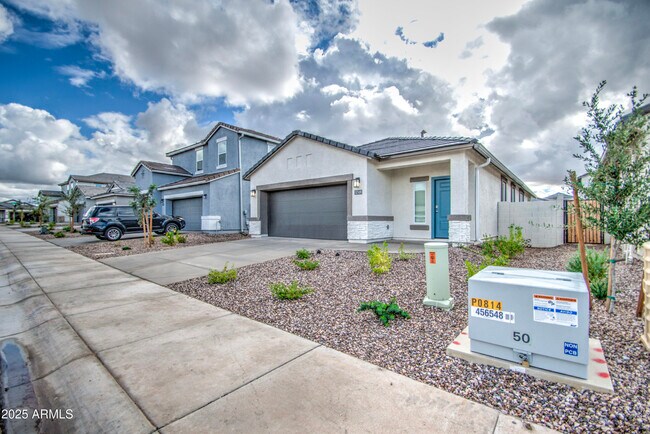 1749 W Stealth Ave Apache Junction, AZ 85120 photo 3